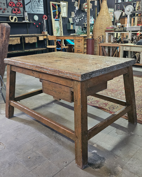 Mesa de taller industrial - Imagen 5