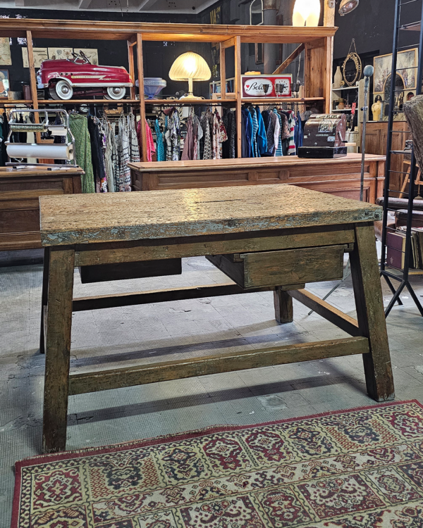 Mesa de taller industrial