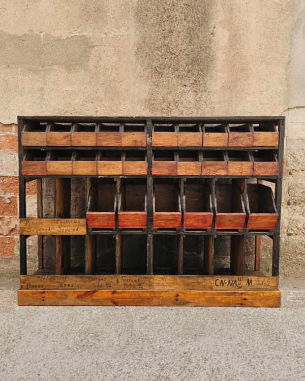Mueble clasificador industrial