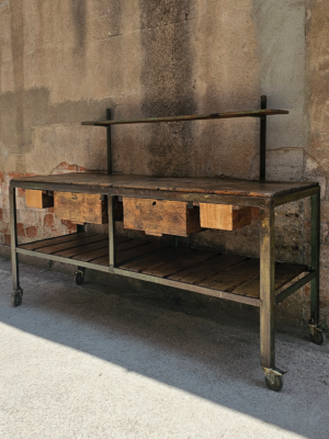 Mesa industrial de taller