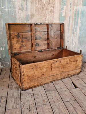 Caja industrial en madera de pino