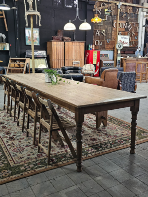 Mesa de comedor grande