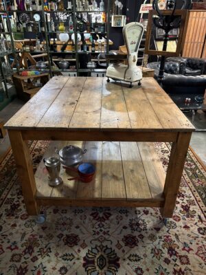 Mesa de taller en madera de pino